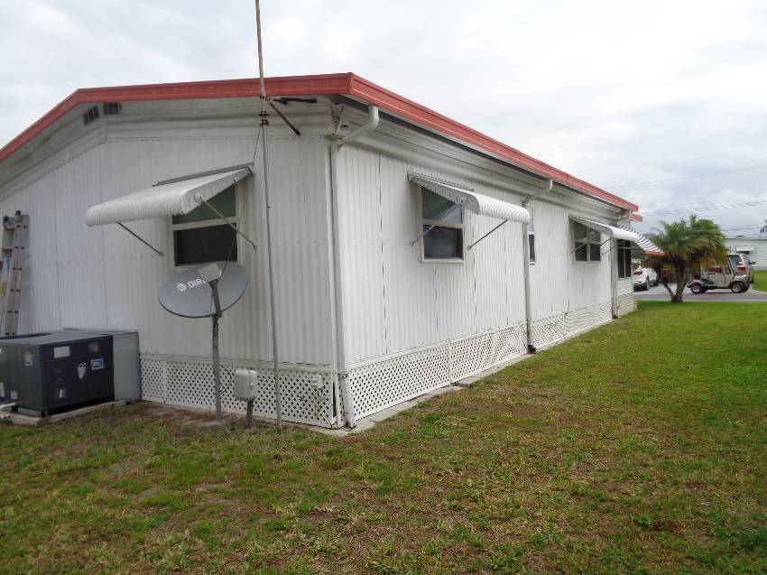 131 Joyce Place a Lakeland, FL Mobile or Manufactured Home for Sale
