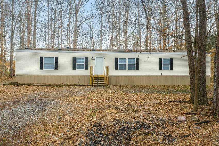 Strawberry Plains, TN Mobile Home for Sale located at 348 Wilhite Lane 