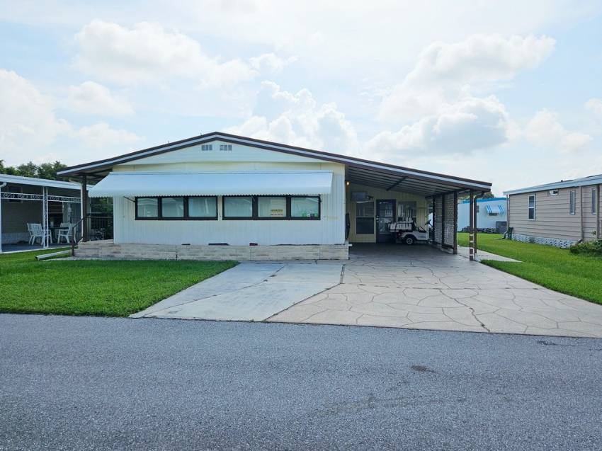 Haines City, FL Mobile Home for Sale located at 1301 Polk City Road, Lot 158 Ridge Manor