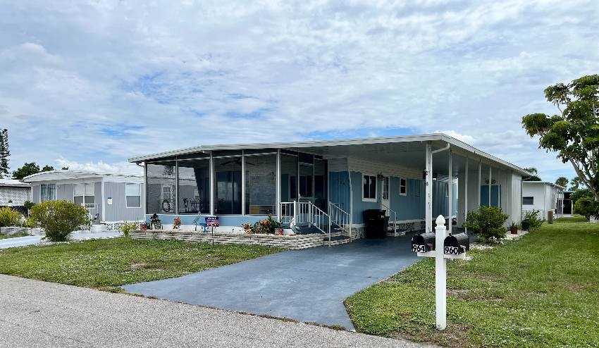 Venice, FL Mobile Home for Sale located at 964 Posadas Bay Indies