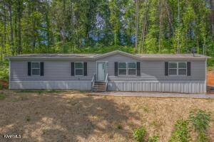 Strawberry Plains, TN Mobile Home for Sale located at 219 Old Dandridge Pike 