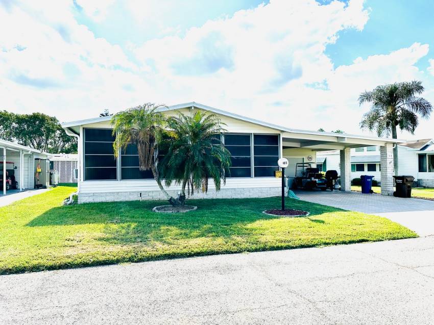 Lakeland, FL Mobile Home for Sale located at 4613 Duffer Place Schalamar Creek Golf & Country Club
