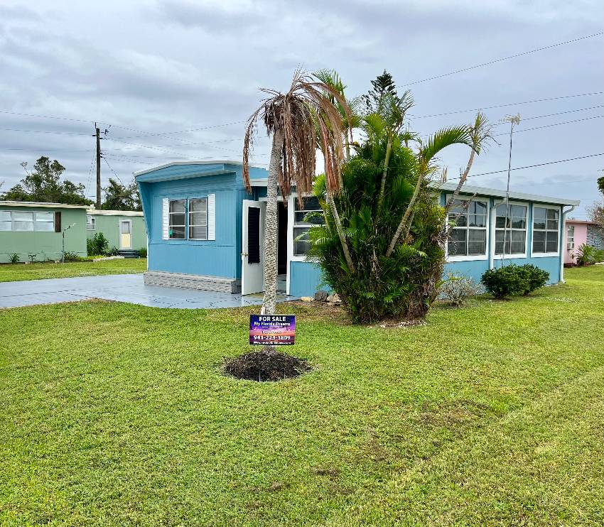Venice, FL Mobile Home for Sale located at 2506 Lewis Rd Venice Ranch