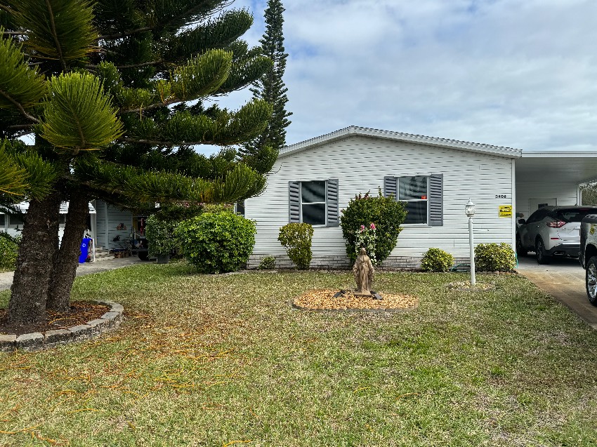 Sebastian, FL Mobile Home for Sale located at 3406 Heatherway Park Place In Sebastian, Fl