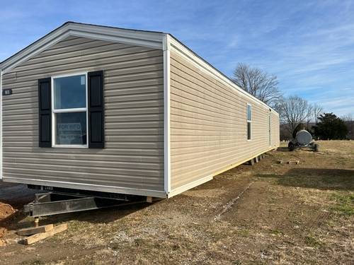 Tazewell, TN Mobile Home for Sale located at 2385 Old Hwy 25e 