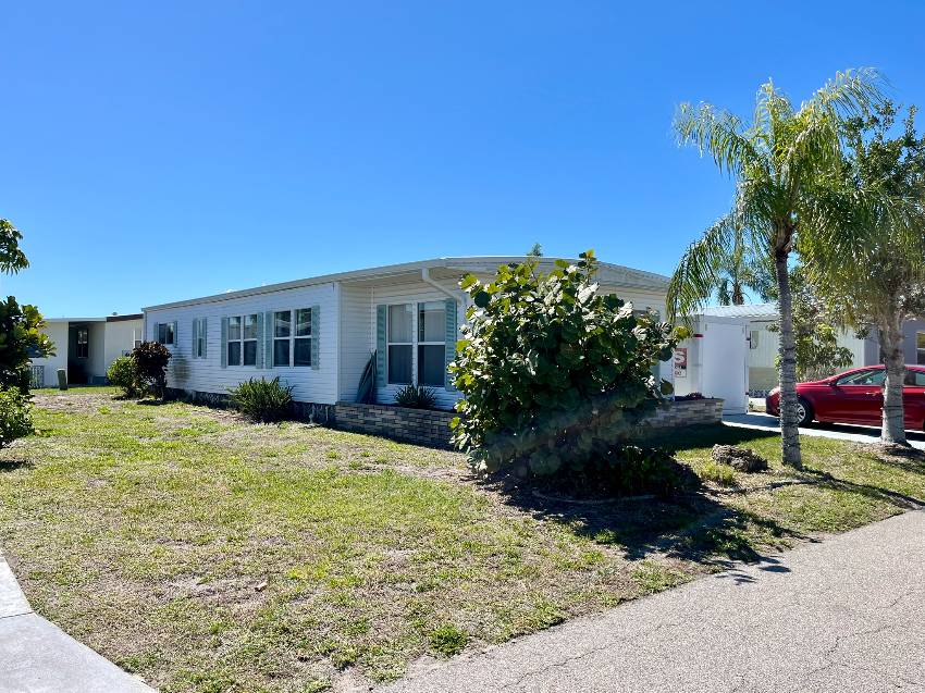 Venice, FL Mobile Home for Sale located at 960 Nogoya Bay Indies