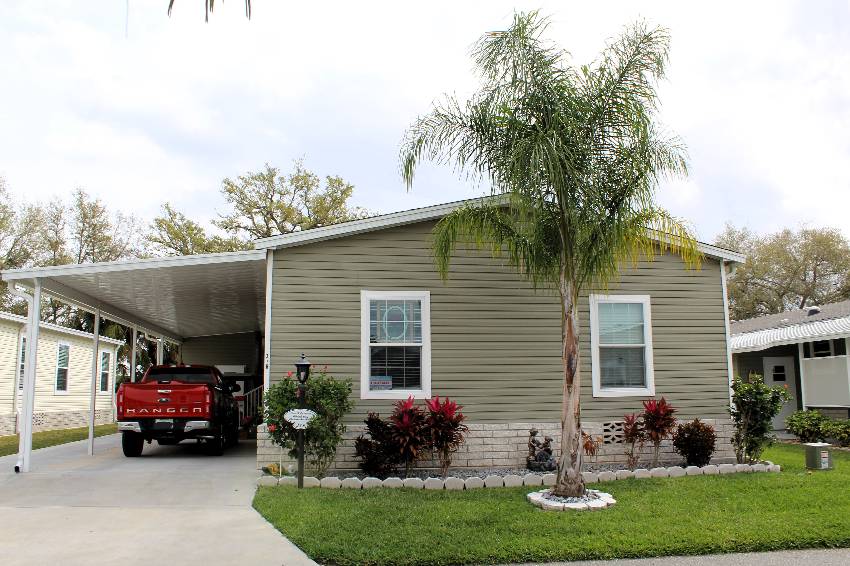 Winter Haven, FL Mobile Home for Sale located at 316 Siberian Cypress Circle Cypress Creek Village