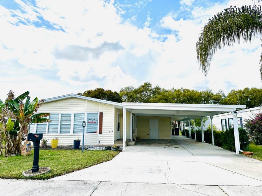 Auburndale, FL Mobile Home for Sale located at 415 Mcelwee Dr West Side Ridge