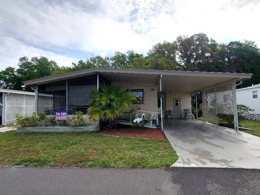 Ellenton, FL Mobile Home for Sale located at 201 Poinciana Dr Colony Cove