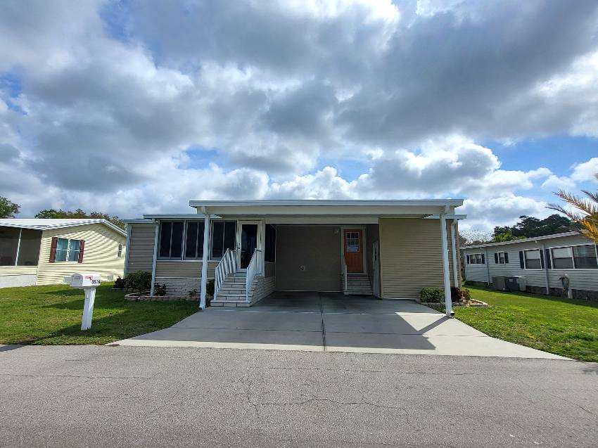 Sarasota, FL Mobile Home for Sale located at 3516 Edam Street The Winds Of St Armands