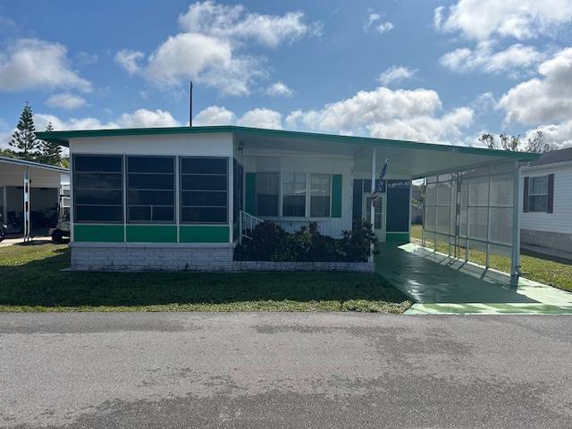 New Port Richey, FL Mobile Home for Sale located at 6130 Concordia Ave Hacienda