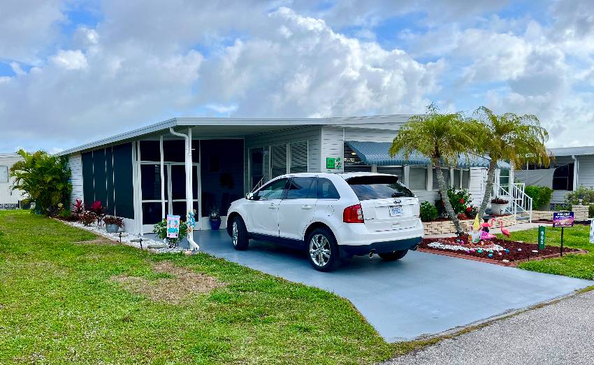 Venice, FL Mobile Home for Sale located at 965 Sand Cay Bay Indies