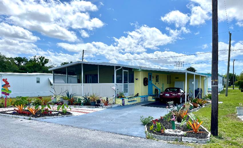 Venice, FL Mobile Home for Sale located at 2626 Fred Rd Venice Ranch