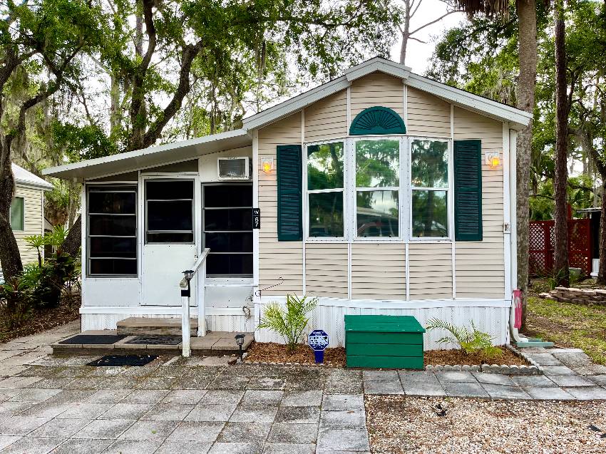 Venice, FL Mobile Home for Sale located at 1300 N River Rd Lot W67 Ramblers Rest