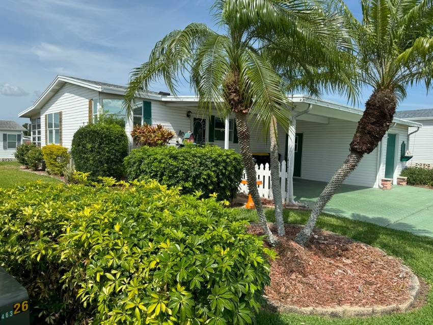 Winter Haven, FL Mobile Home for Sale located at 921 La Quinta Ln Four Lakes Golf Club