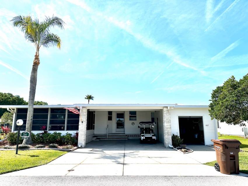 Lakeland, FL Mobile Home for Sale located at 4715 Crestwicke Drive Schalamar Creek Golf & Country Club