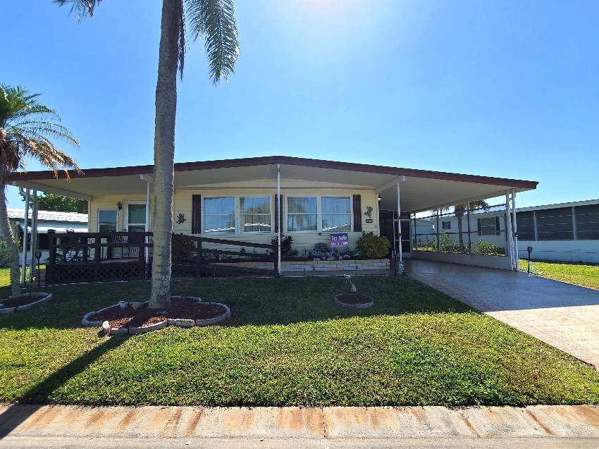 Ellenton, FL Mobile Home for Sale located at 3812 Morningside Dr N Colony Cove