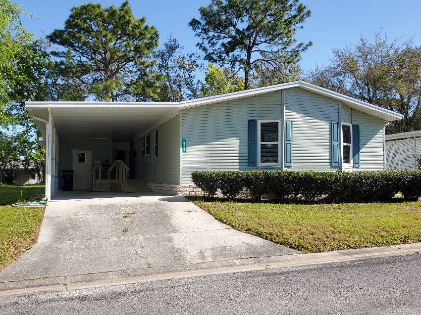 Homosassa, FL Mobile Home for Sale located at 10450 W Walden Forest Circle Walden Woods