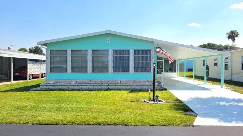 Winter Haven, FL Mobile Home for Sale located at 131 Lake Hazel Drive Orange Manor West