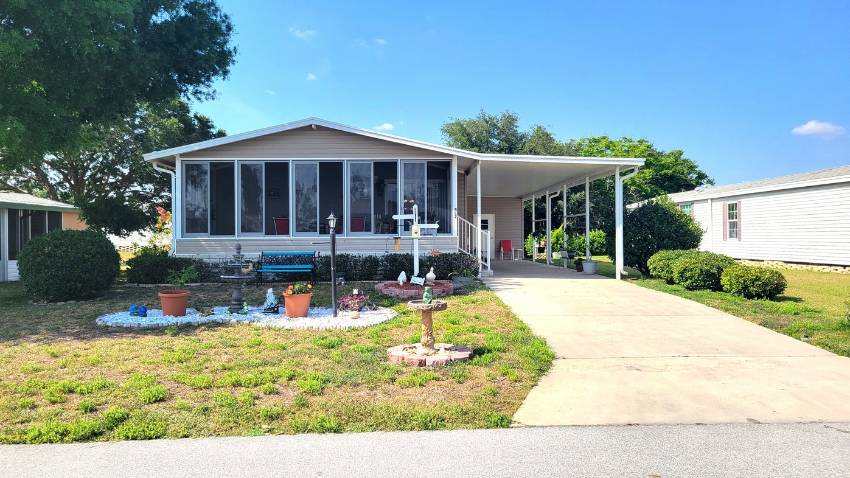 Lake Wales, FL Mobile Home for Sale located at 512 Caymen Drive Towerwood