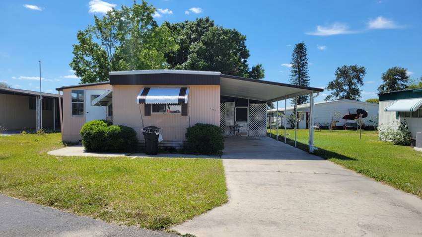 Dundee, FL Mobile Home for Sale located at 191 Rainbow Lane West Dell Lake Village