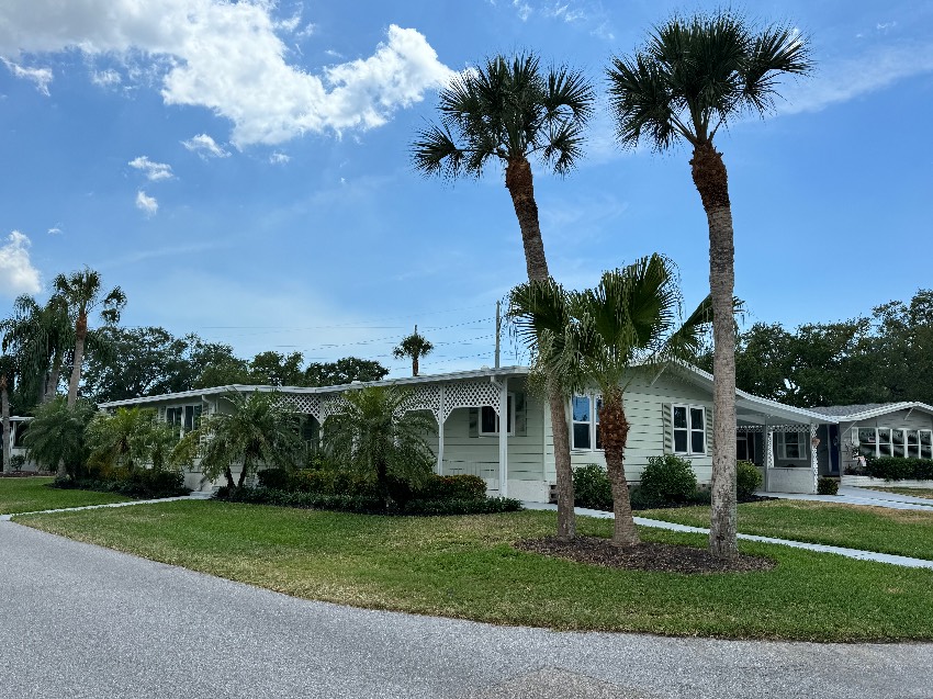 Sarasota, FL Mobile Home for Sale located at 6278 Cardigan Circle Camelot East Village