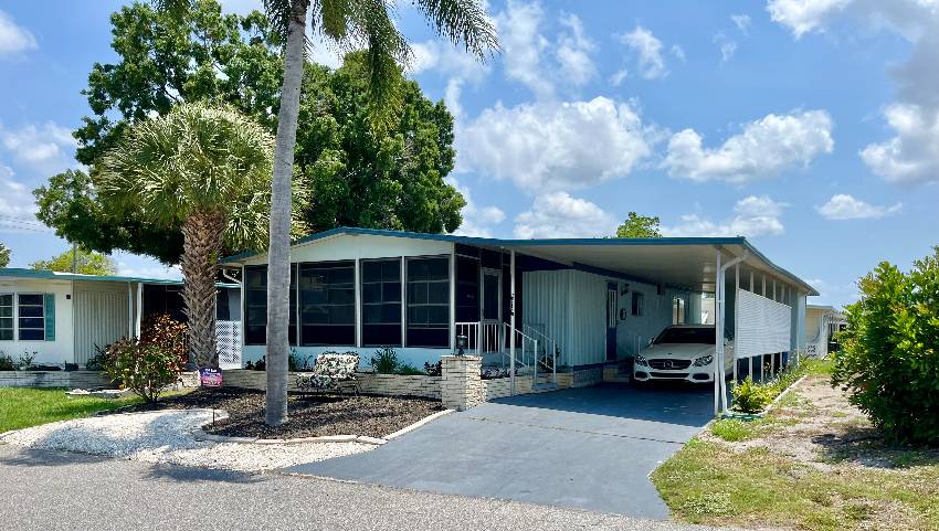 Venice, FL Mobile Home for Sale located at 414 Zacapa Bay Indies