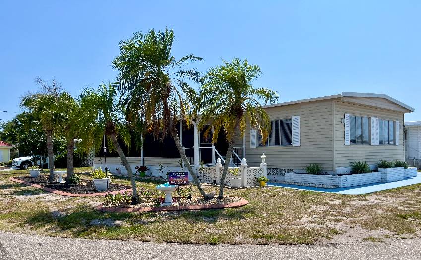 Venice, FL Mobile Home for Sale located at 940 Bonaire Bay Indies