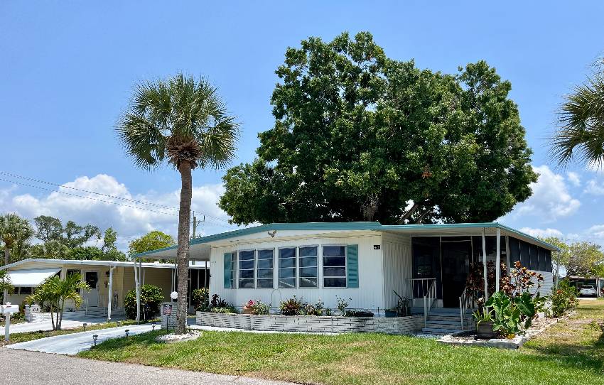 Venice, FL Mobile Home for Sale located at 416 Zacapa Bay Indies