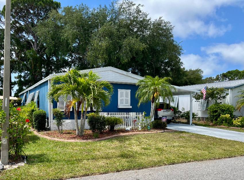 Venice, FL Mobile Home for Sale located at 1203 N Indies Cir Bay Indies