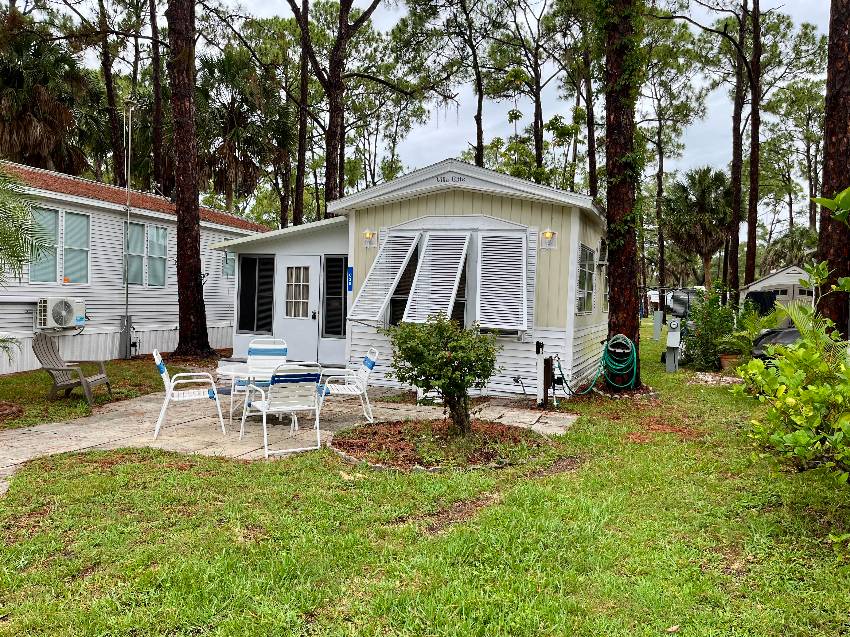 Venice, FL Mobile Home for Sale located at 1300 N River Rd Lot C39 Ramblers Rest