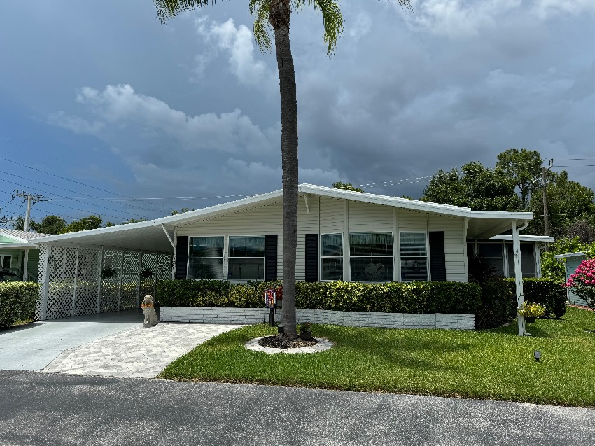 Sarasota, FL Mobile Home for Sale located at 5288 Wellfleet Dr. N. Camelot East Village
