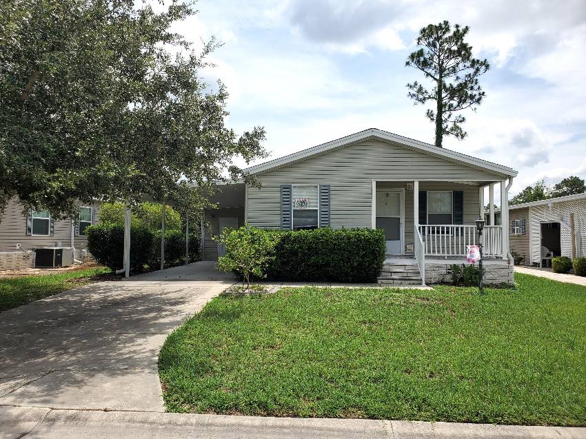 Homosassa, FL Mobile Home for Sale located at 10617 S Termon Dr Walden Woods South