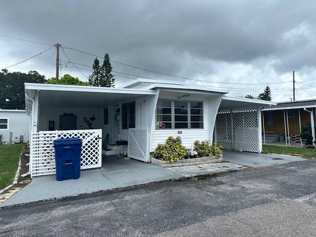 Clearwater, FL Mobile Home for Sale located at 2291 Gulf To Bay Blvd #224 New Ranch