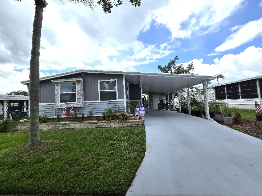 Ellenton, FL Mobile Home for Sale located at 326 Colony Dr N Colony Cove