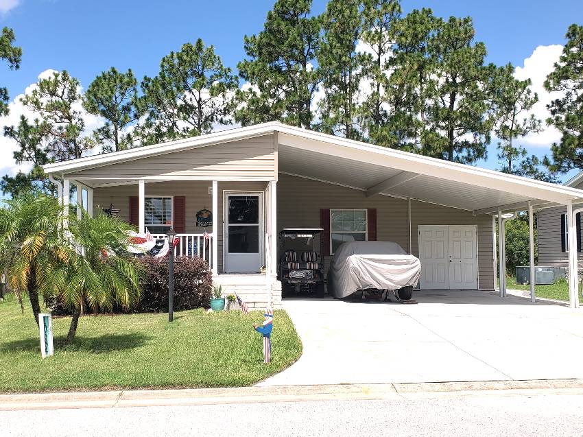 Homosassa, FL Mobile Home for Sale located at 10684 S Coleraine Terrace Walden Woods South