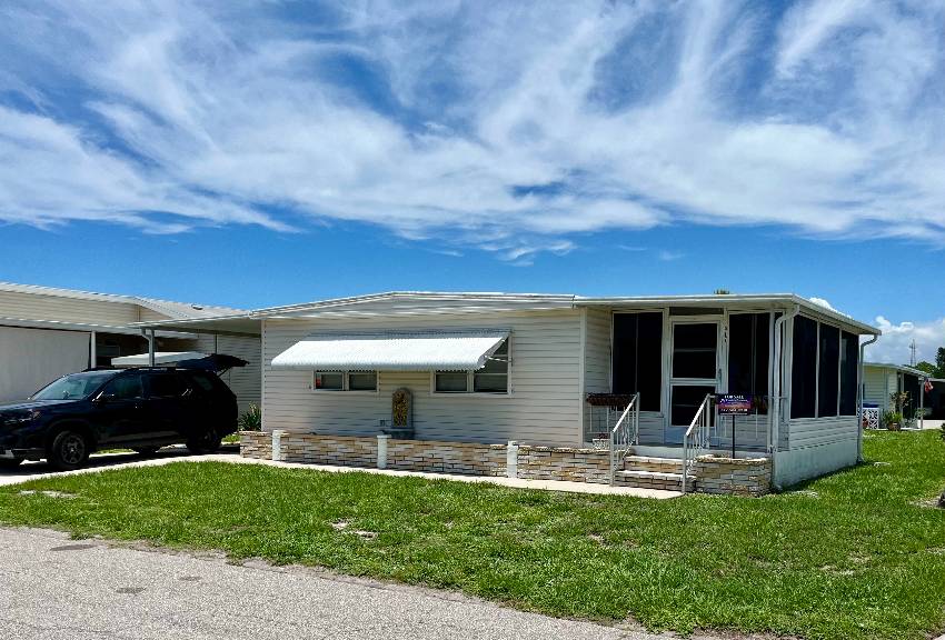 Venice, FL Mobile Home for Sale located at 917 Cayman Bay Indies