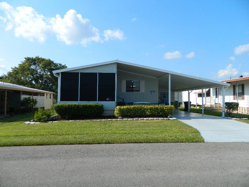 Lakeland, FL Mobile Home for Sale located at 2425 Harden Blvd #62 Beacon Terrace