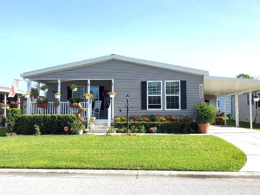 Homosassa, FL Mobile Home for Sale located at 6975 W Duncan Lane Walden Woods South