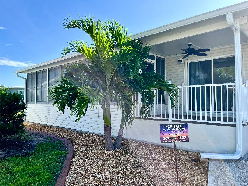 Venice, FL Mobile Home for Sale located at 999 Desirade Bay Indies