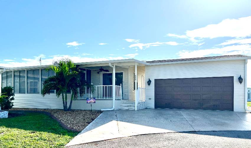 Venice, FL Mobile Home for Sale located at 999 Desirade Bay Indies