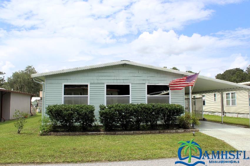 Zephyrhills, FL Mobile Home for Sale located at 3151 Blue Lagoon Dr Tropical Acre Estates