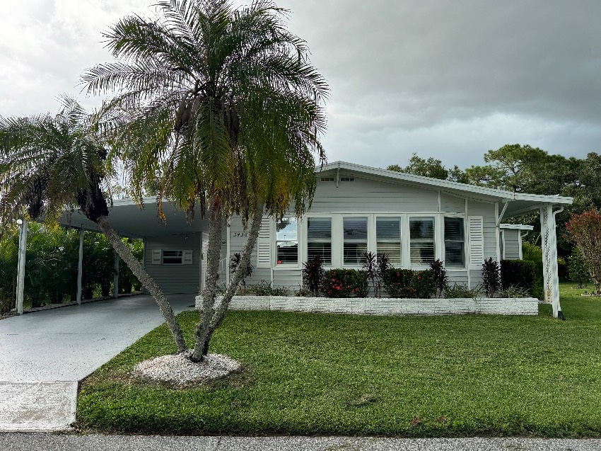 Sarasota, FL Mobile Home for Sale located at 5436 Harrow Terrace Camelot East Village