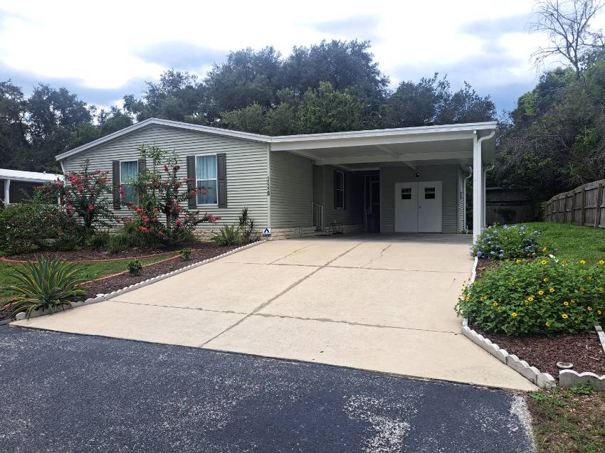 Zephyrhills, FL Mobile Home for Sale located at 35228 Jomar Ave Southport Springs