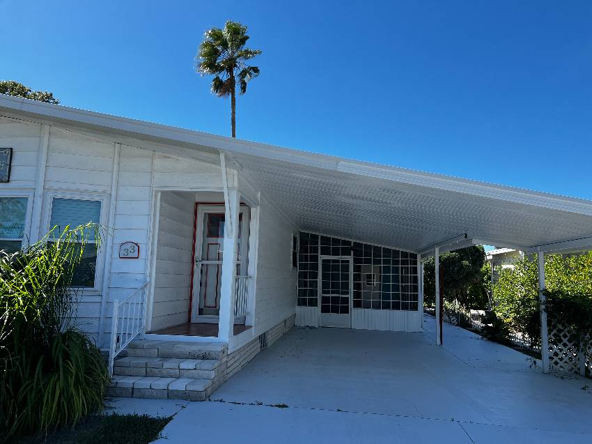 Winter Haven, FL Mobile Home for Sale located at 33 Marina Drive Swiss Golf & Tennis