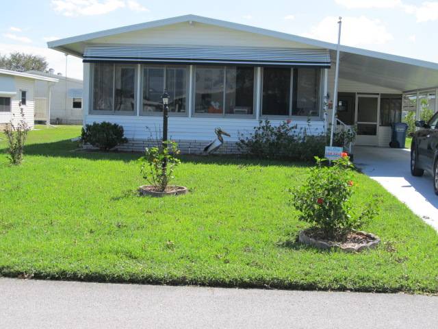 Lake Wales, FL Mobile Home for Sale located at 535 Montego Dr Towerwood