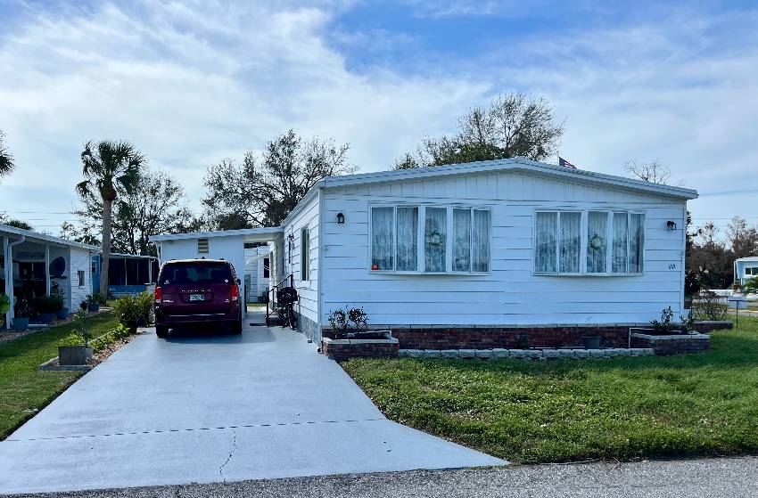 Venice, FL Mobile Home for Sale located at 948 Bonaire Bay Indies