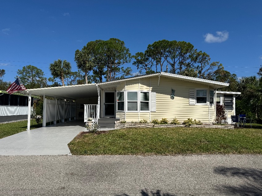 Sarasota, FL Mobile Home for Sale located at 6419 Wakefield Ln Camelot East Village