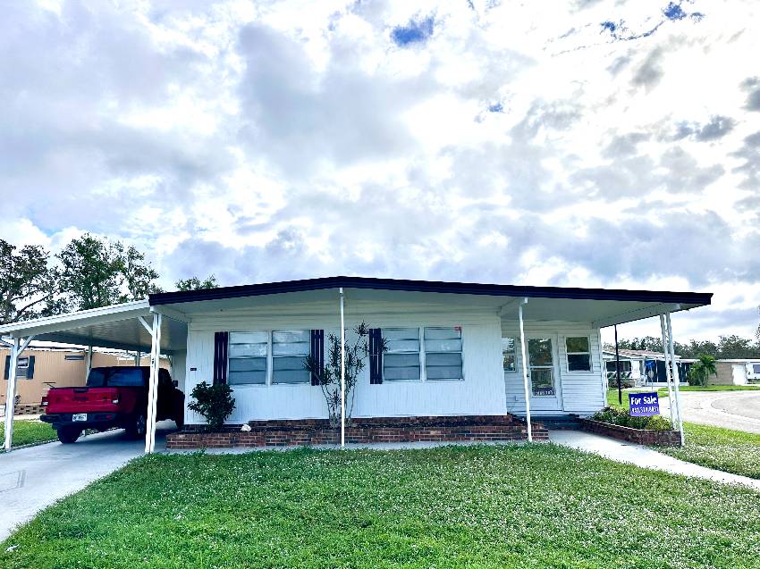 Ellenton, FL Mobile Home for Sale located at 409 Peppertree Lane Colony Cove