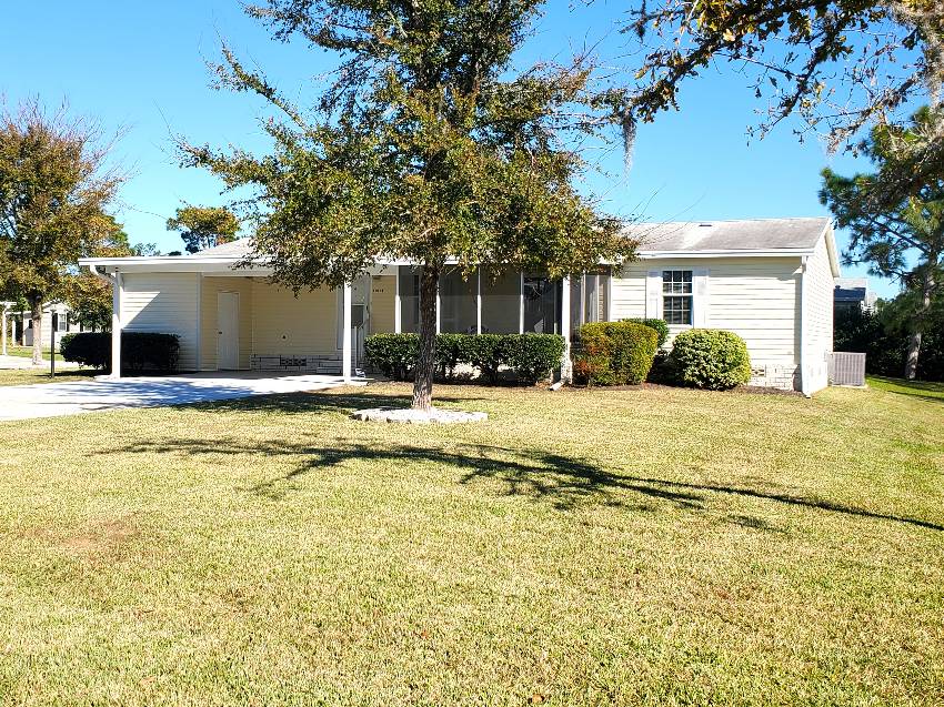 Homosassa, FL Mobile Home for Sale located at 10731 S Ardmore Dr Walden Woods South